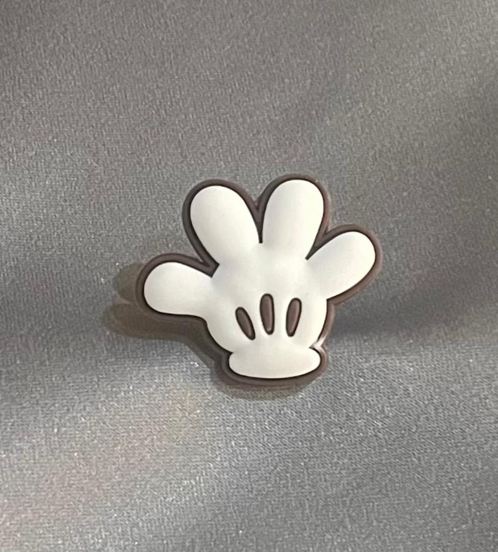 Mickey Mouse Hand